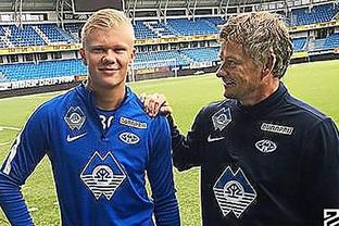 贝恩&卡特半场合计12中2，魔术主场落后背靠背马刺的9分