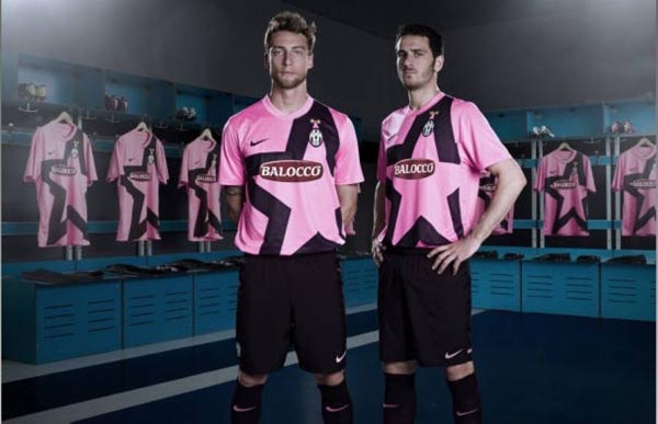 梅西天生内向！但因为足球、变成一个会主动演讲的领袖！