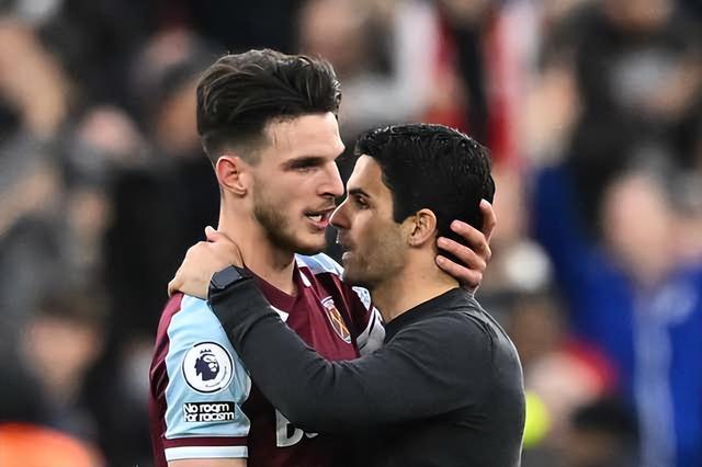 1-4惨败+2-3被翻！五星巴西跌下神坛？世界杯签运难救二流困境