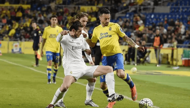 他踢球完全靠脑子